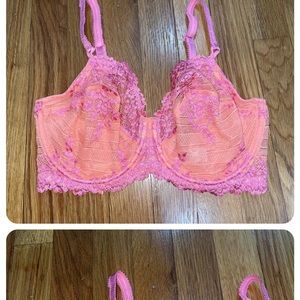 Wacoal embrace lace pink and tangerine underwire bra 34dd
